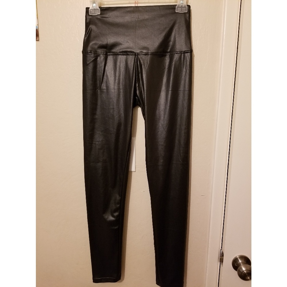 Faux leather leggings